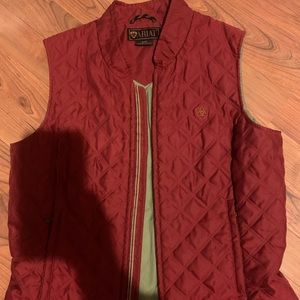 Ariat women’s quilted vest Red/pink S small